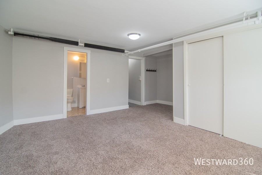 4943 N Monitor Ave #G - Photo 3 of 10