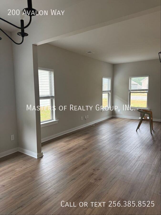 200 Avalon Way - Photo 2 of 11