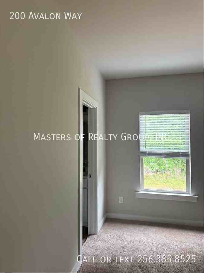 200 Avalon Way - Photo 5 of 11
