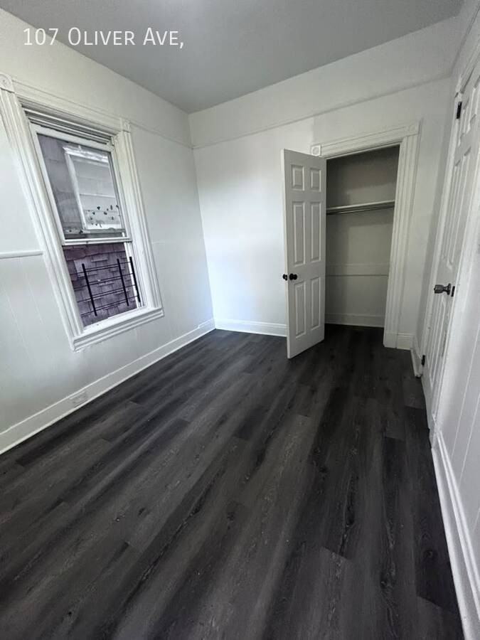 107 Oliver Ave - Photo 6 of 10