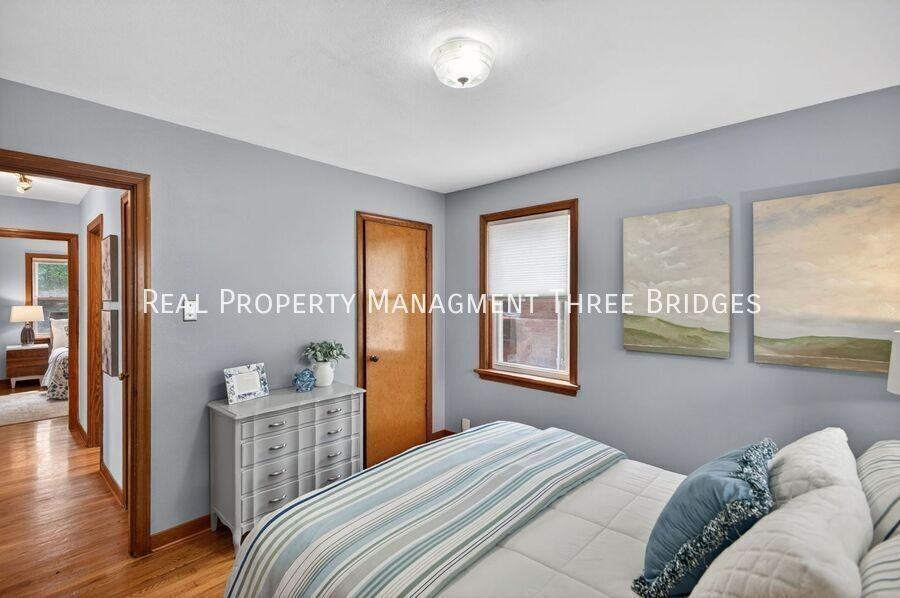130 S Barat Ave - Photo 7 of 22
