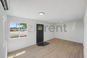 featured image of 2829 Laurel St