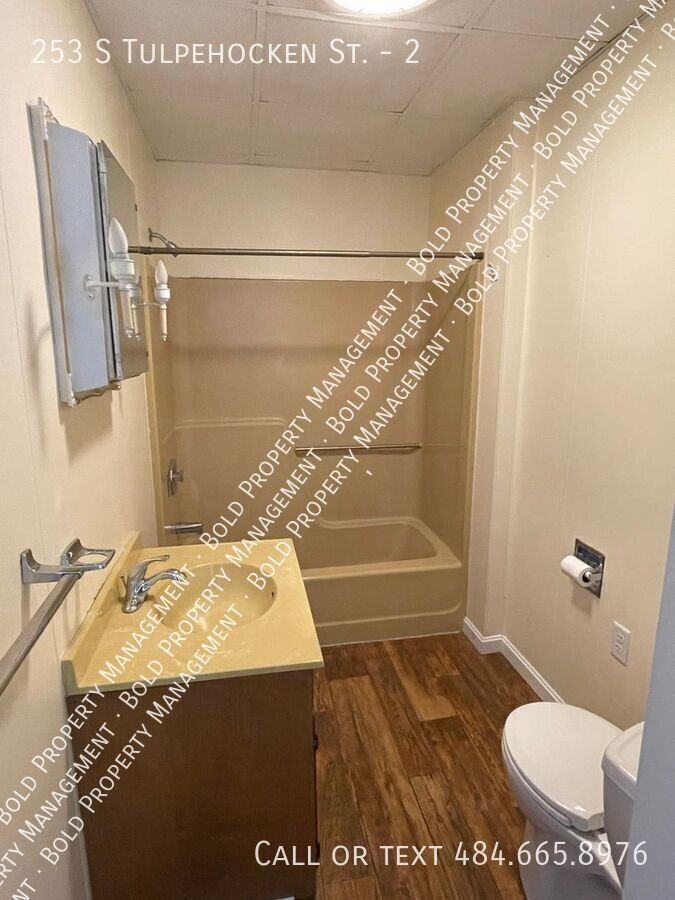 253 S Tulpehocken St #2 - Photo 4 of 7