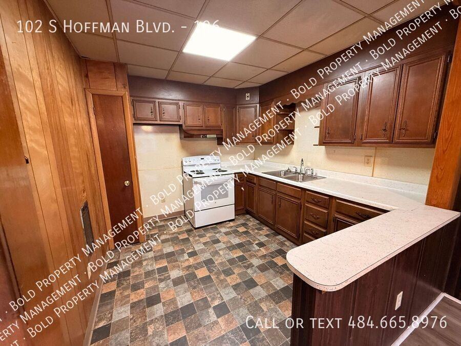 102 S Hoffman Blvd #106 - Photo 2 of 8