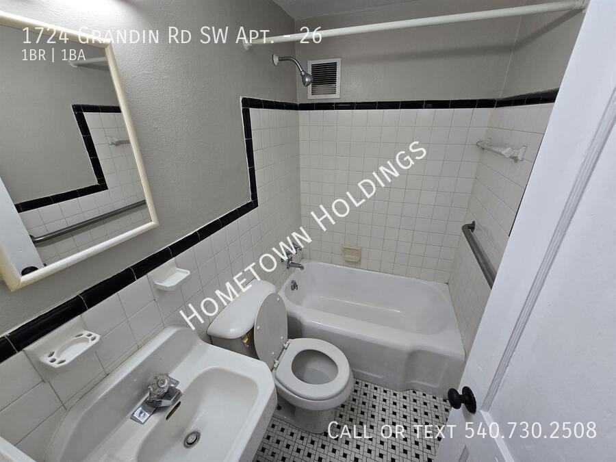 1724 Grandin Rd Sw #26 - Photo 5 of 5