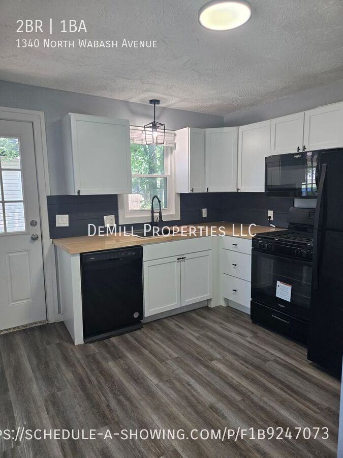 1340 N Wabash Ave - Photo 6 of 15