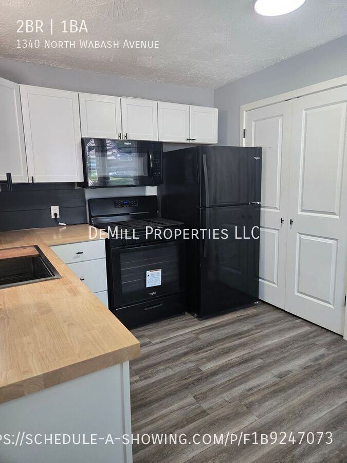 1340 N Wabash Ave - Photo 7 of 15