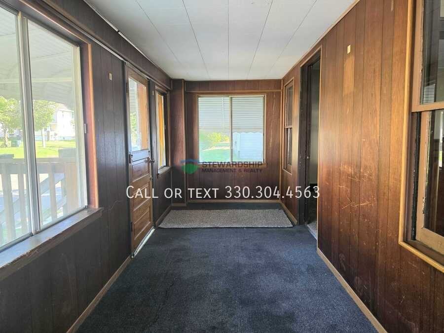 1152 Wilbur Ave - Photo 5 of 28