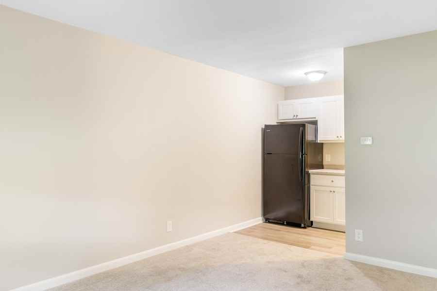 3140 S 48th St #1 - Photo 5 of 11