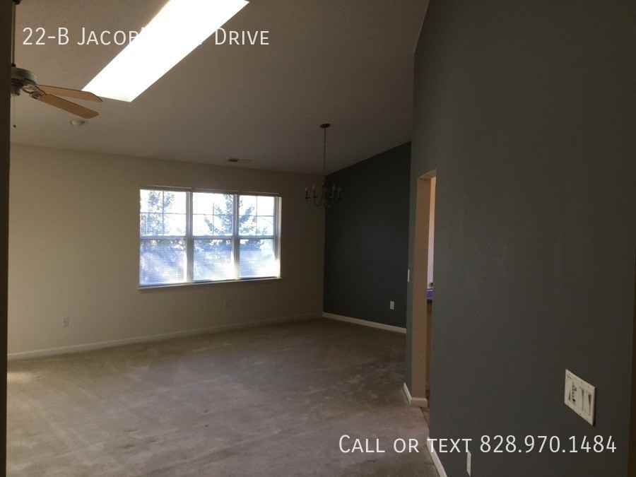 22B Jacobs Way Dr - Photo 2 of 14