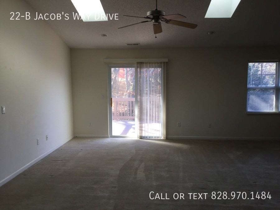 22B Jacobs Way Dr - Photo 3 of 14