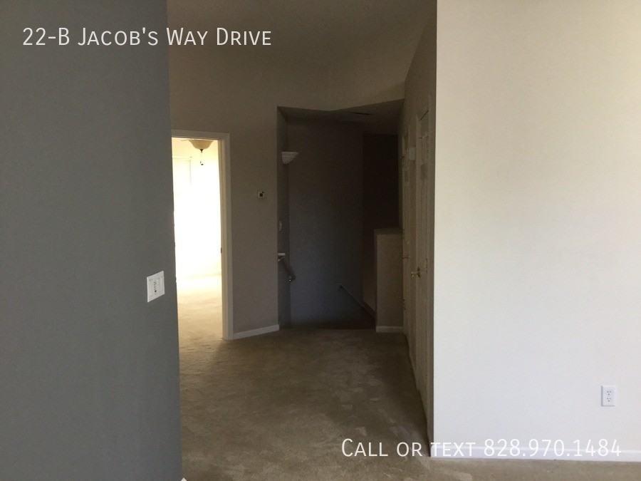 22B Jacobs Way Dr - Photo 7 of 14