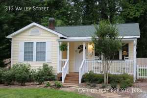 featured image of 313 Valley St