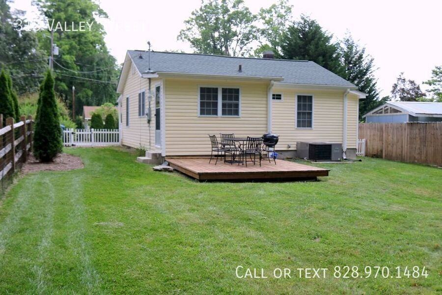 313 Valley St - Photo 2 of 8