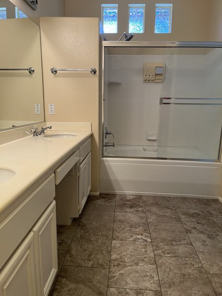 2384 Sunningdale Dr #2384 - Photo 6 of 11