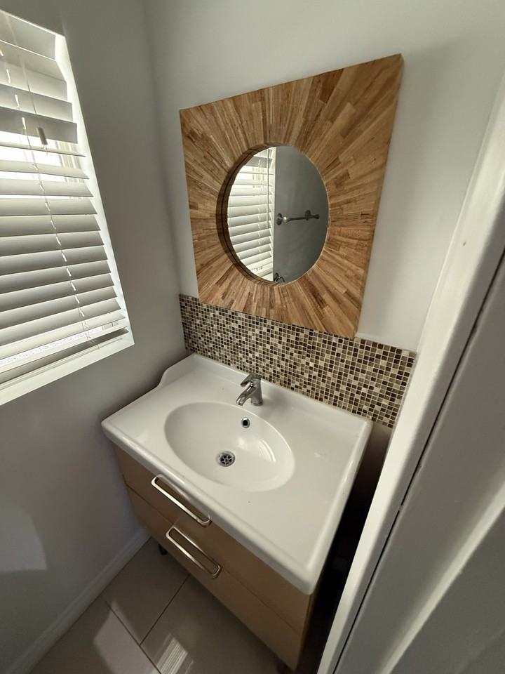 4623 Lowell Ave #NA - Photo 4 of 20