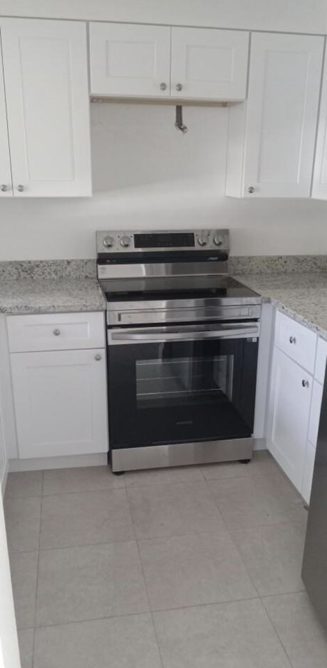 1019 Se 23rd Pl #C - Photo 5 of 5