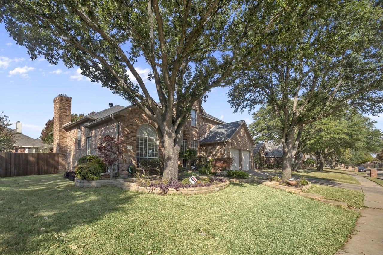 2313 Ainsley Dr #NA - Photo 3 of 30