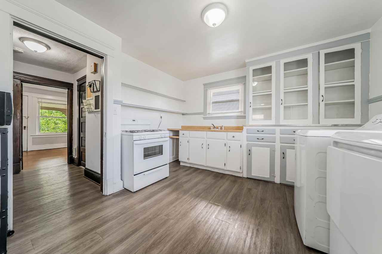 14520 Bayes Ave #NA - Photo 4 of 12