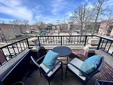 6409 S Ellis Ave #3N - Photo 6 of 15
