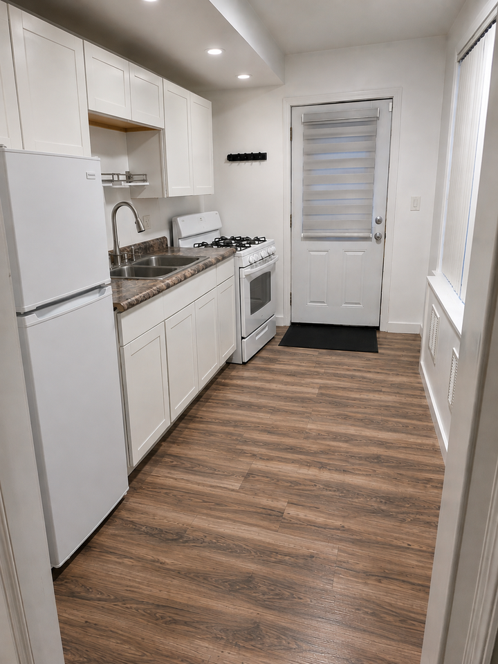 94 Waller St #NA - Photo 2 of 4