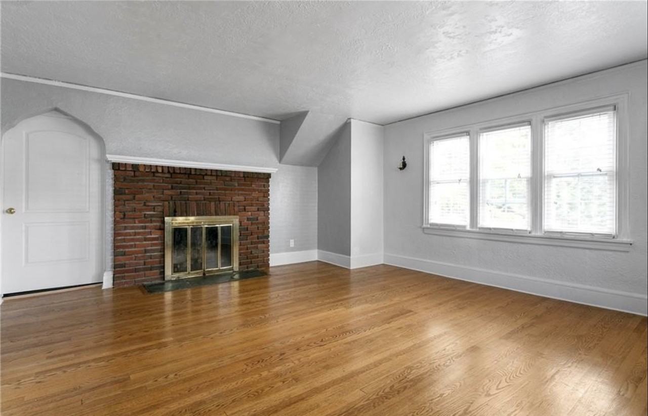 338 Columbus Ave #2 - Photo 3 of 8