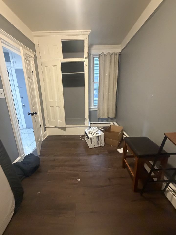 29 Thorne St #3 - Photo 5 of 8