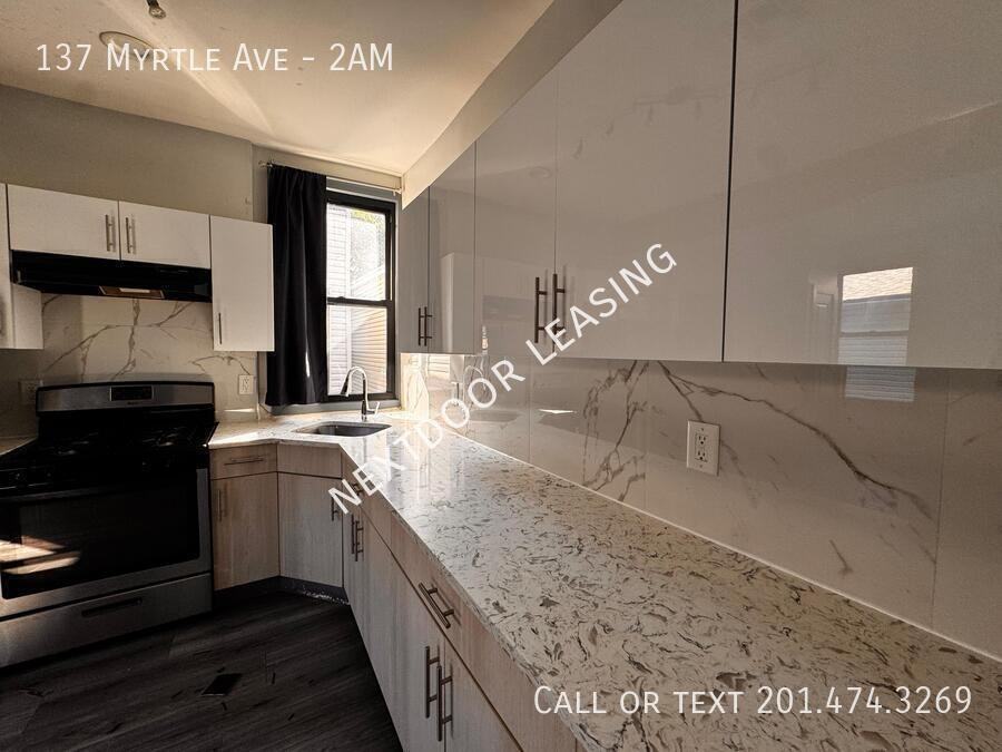 137 Myrtle Ave #2AM - Photo 3 of 10