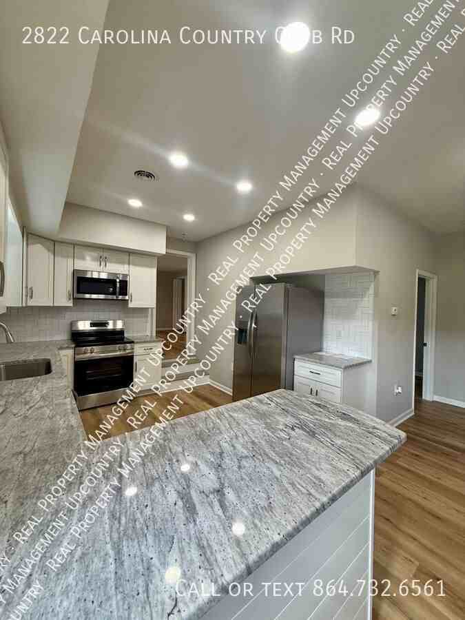 2822 Carolina Country Club Rd - Photo 6 of 19