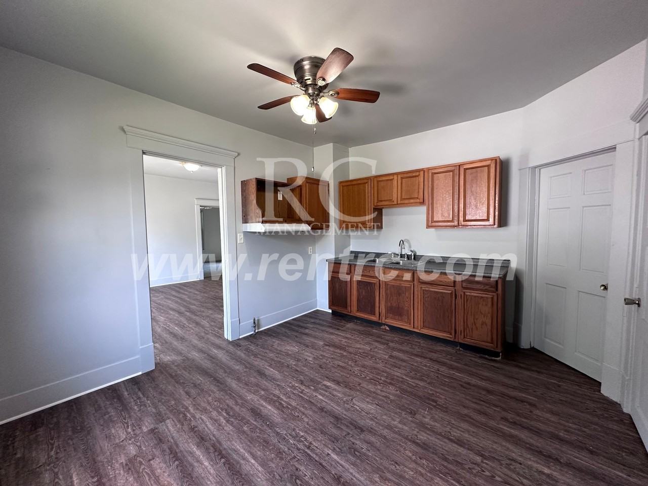 15 N Jefferson St #N - Photo 2 of 19