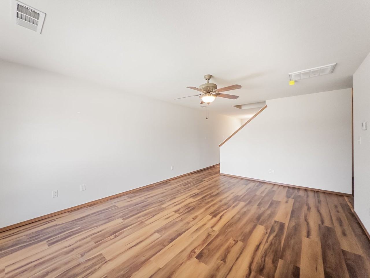 1521 Fianna Place Ct - Photo 2 of 12