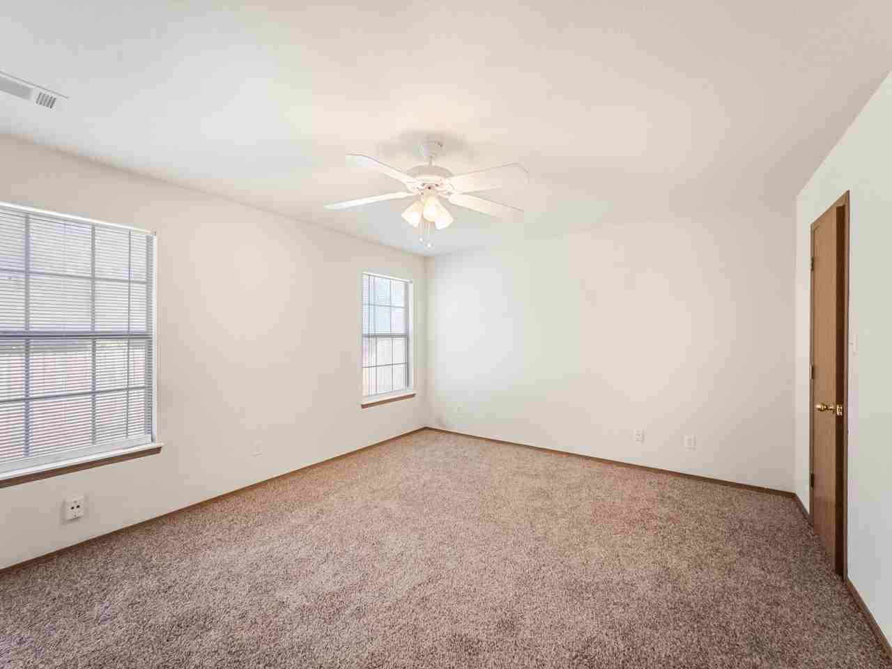 1521 Fianna Place Ct - Photo 5 of 12