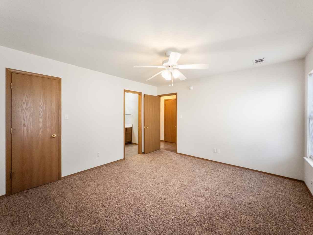 1521 Fianna Place Ct - Photo 6 of 12