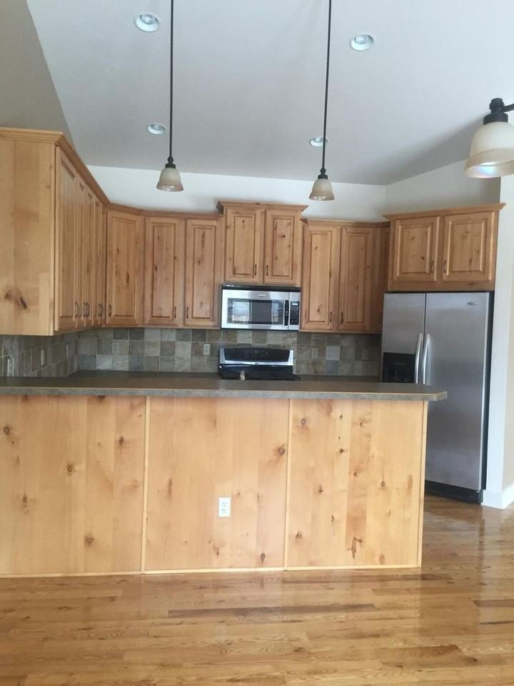 725 Mississippi Dr - Photo 2 of 15