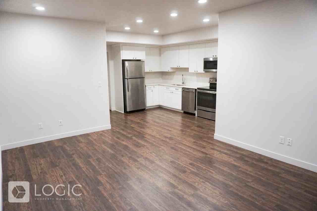 15297 S Revolutionary Way - Photo 4 of 17