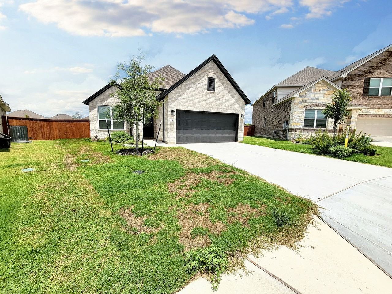 513 Three Feathers Ct - Photo 6 of 28