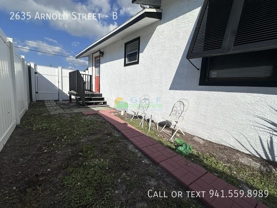 2635 Arnold St - Photo 3 of 17