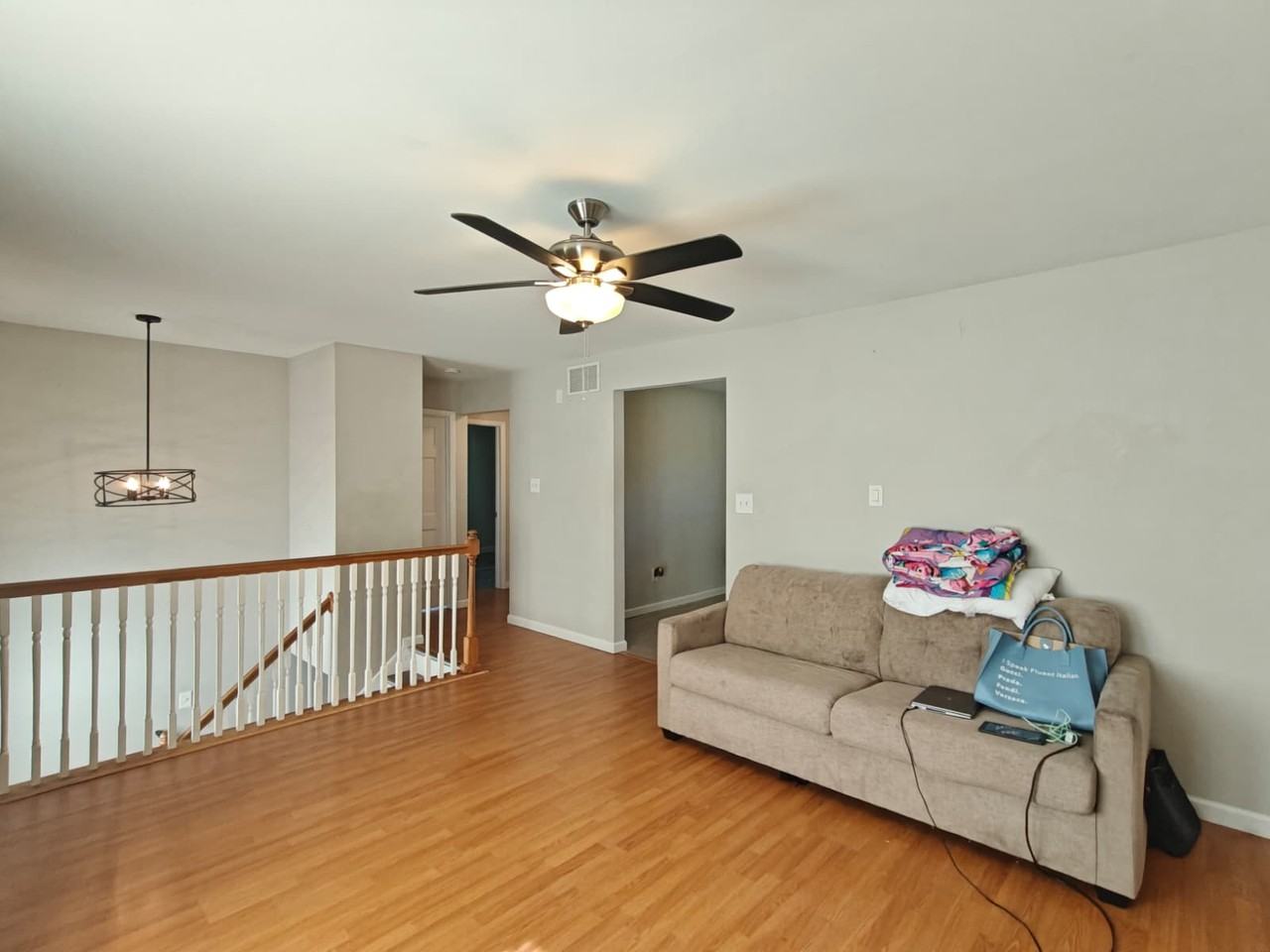 210 Valley Rd - Photo 7 of 19