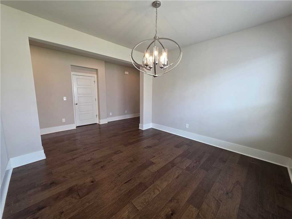 616 Mill Pond Way - Photo 7 of 26