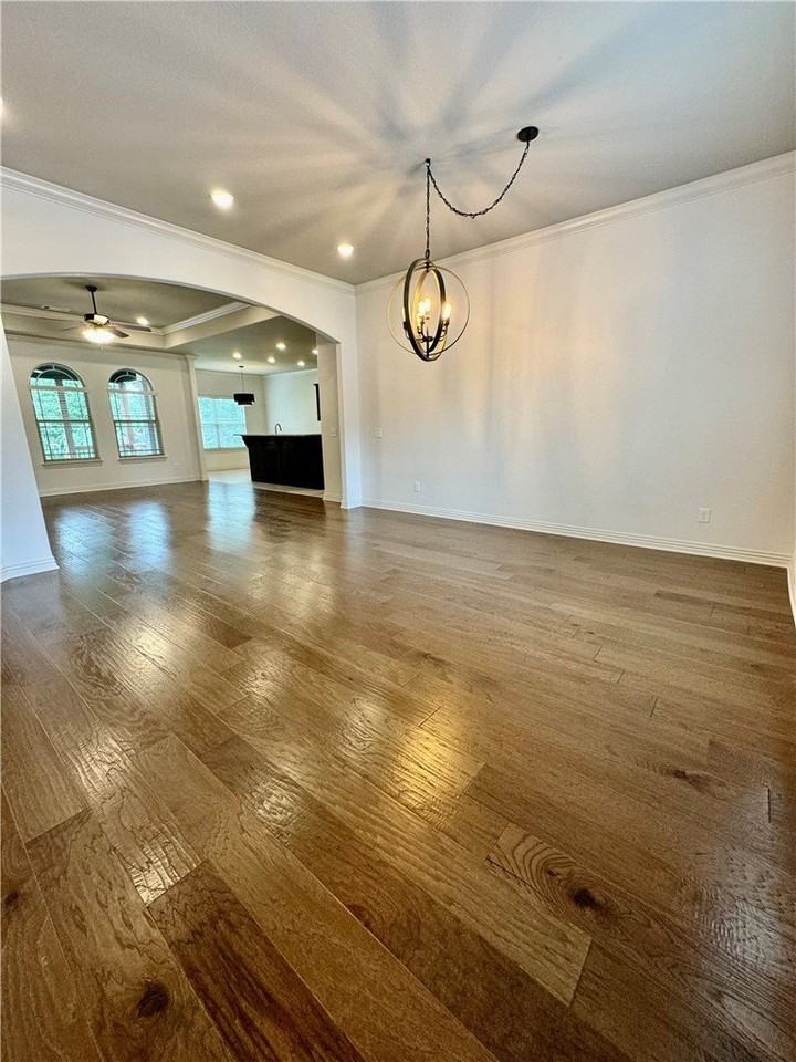 1300 Hickory St - Photo 2 of 25