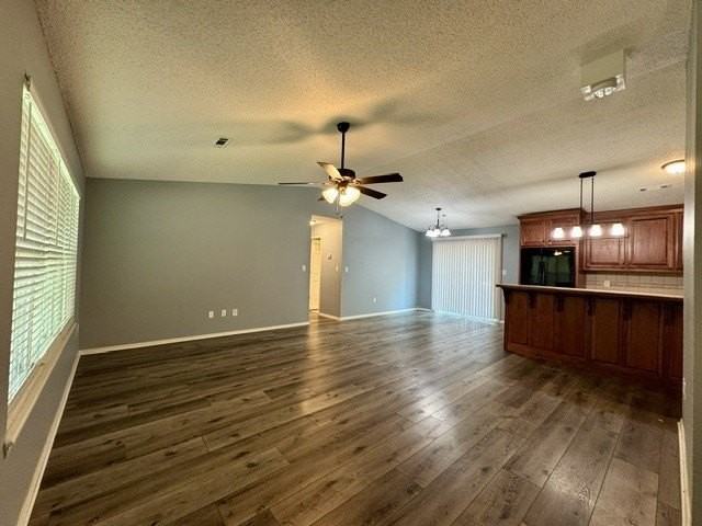 13135 Pleasant Hill Rd - Photo 3 of 17