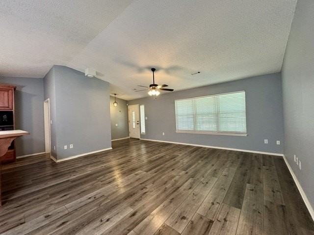 13135 Pleasant Hill Rd - Photo 4 of 17