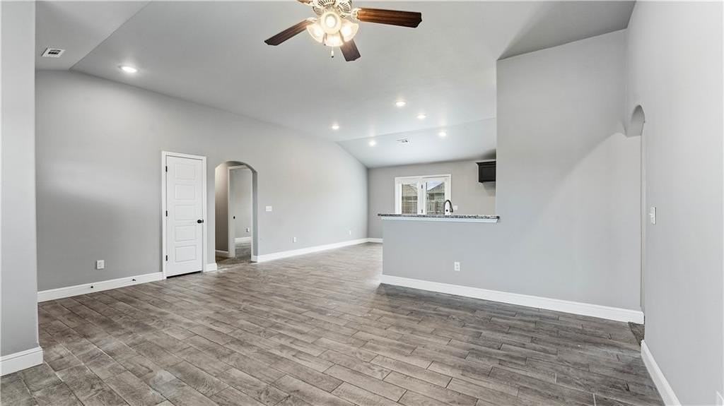 200 Post Oak Ave - Photo 5 of 23