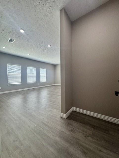 303 N 13th St #201 - Photo 4 of 23