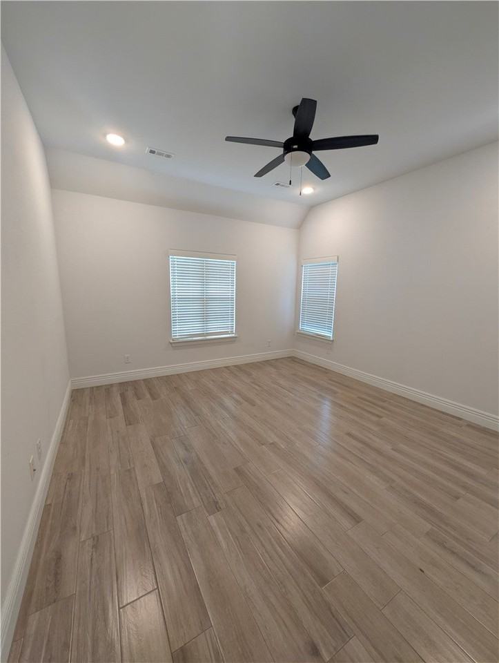 1890 Sunrise Cir - Photo 7 of 20