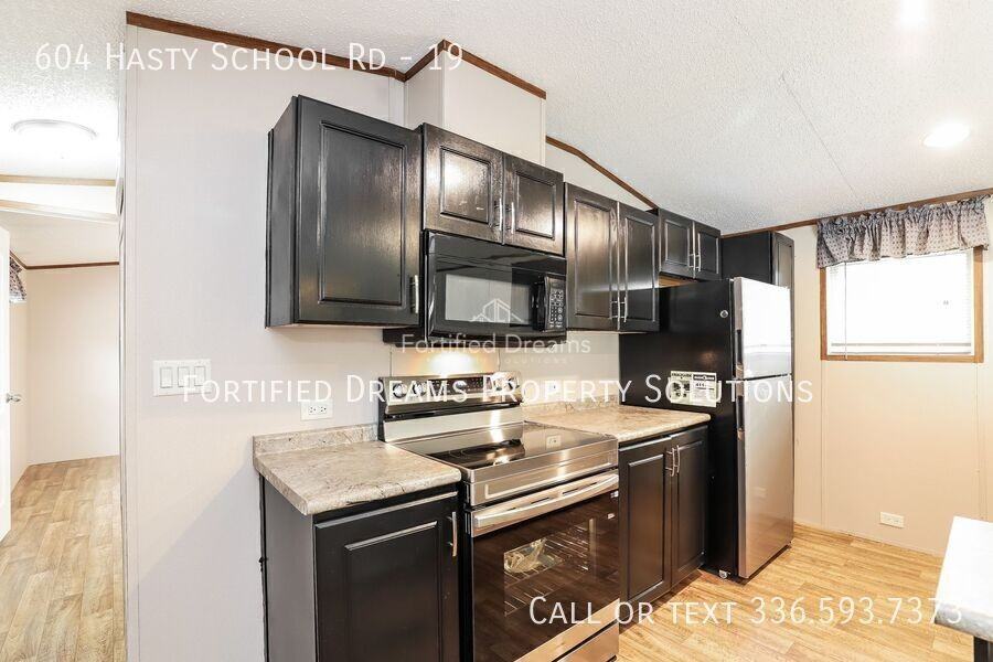 604 Hasty School Rd #19 - Photo 5 of 16