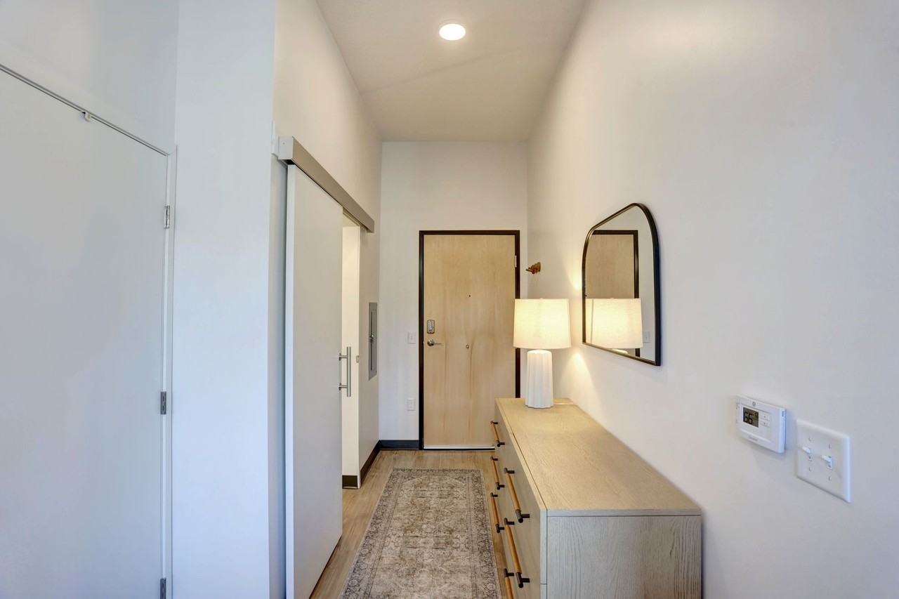 314 W 4th St #211 - Photo 4 of 33