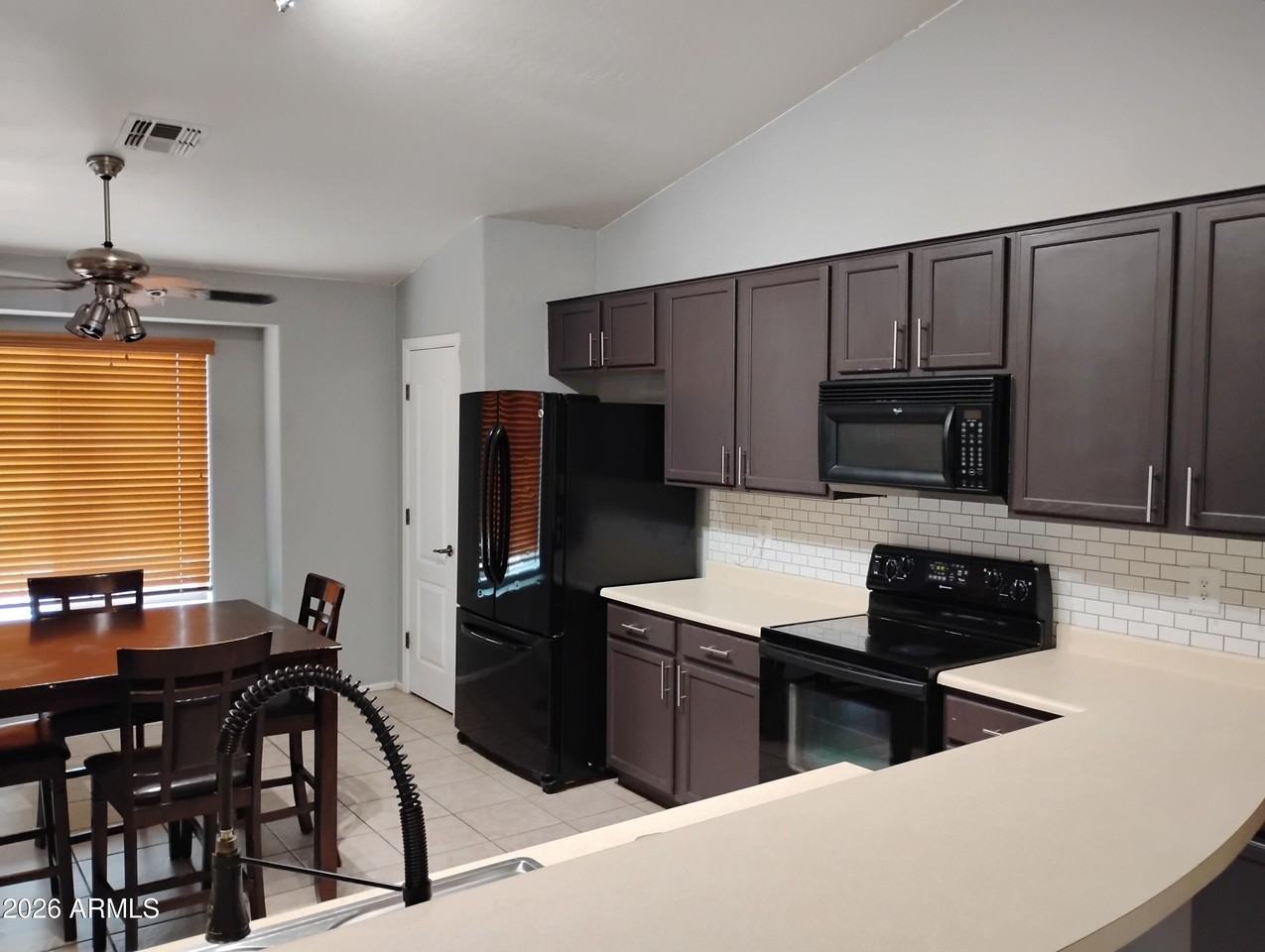 6238 S Cottonfields Ln - Photo 6 of 21