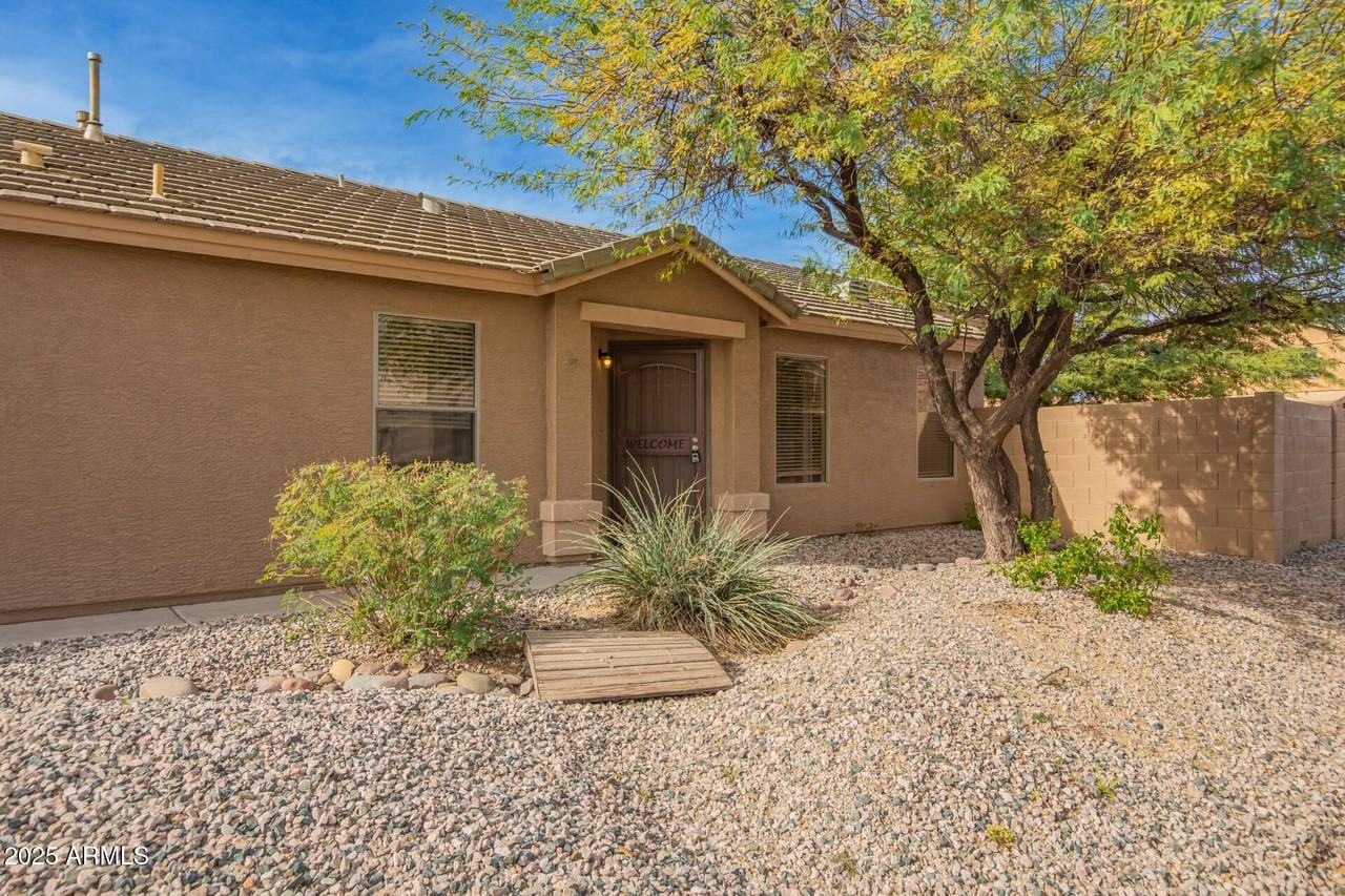 42346 W Sunland Dr - Photo 7 of 30