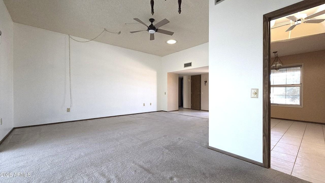 11014 W Granada Dr - Photo 3 of 24